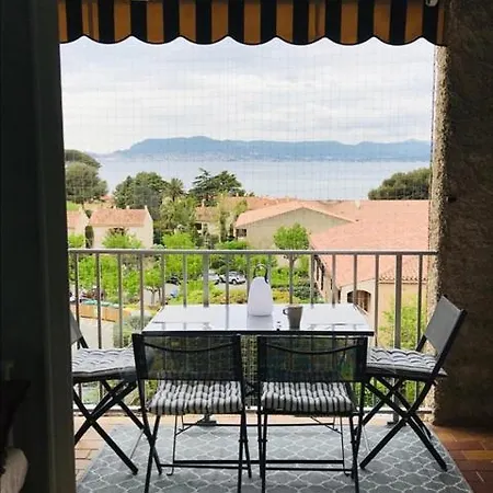 Cyr Sur Mer,vue Saint-Cyr-sur-Mer